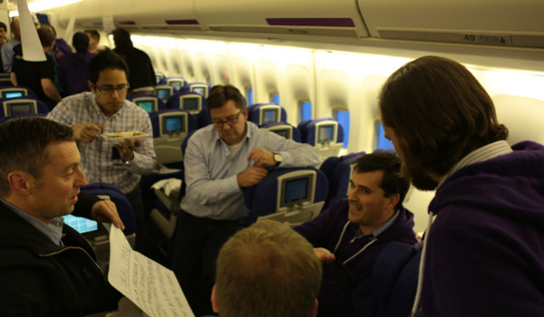 As dez horas de voo resultaram em 24 projetos diferentes na temática do DNA Summit (Foto: Divulgação / British Airways)